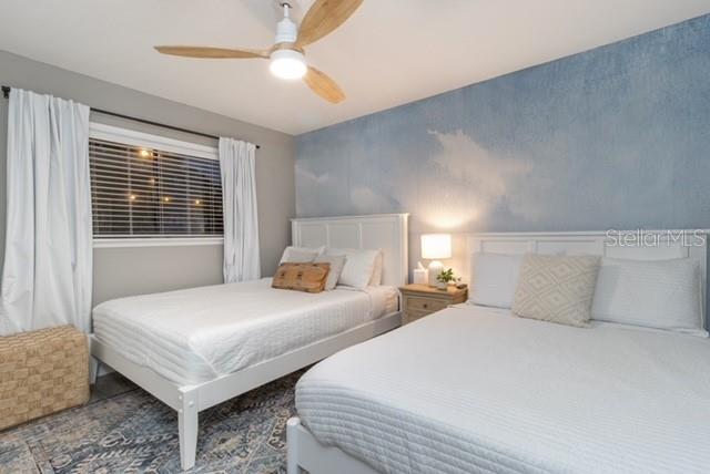 Listing photo id 20 for 9605 129th Avenue