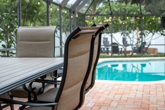 Listing photo id 35 for 9605 129th Avenue