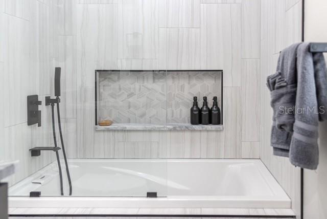 Listing photo id 53 for 9605 129th Avenue