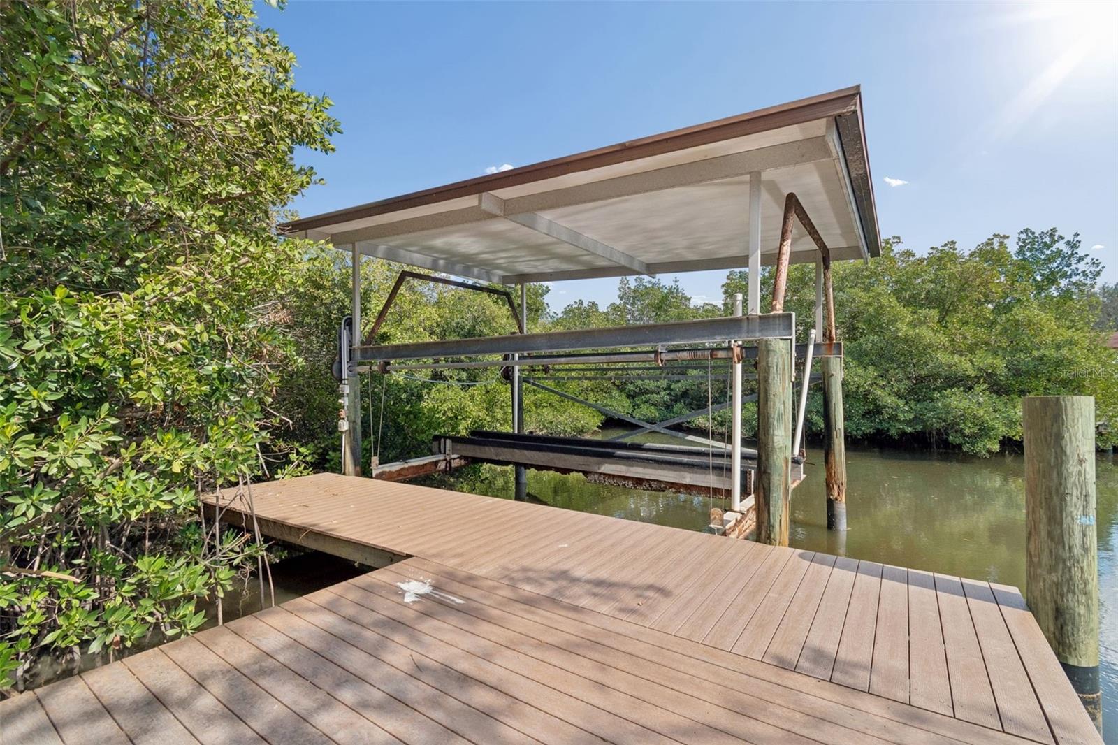 Image 22 of 26 For 8402 Boxwood Drive