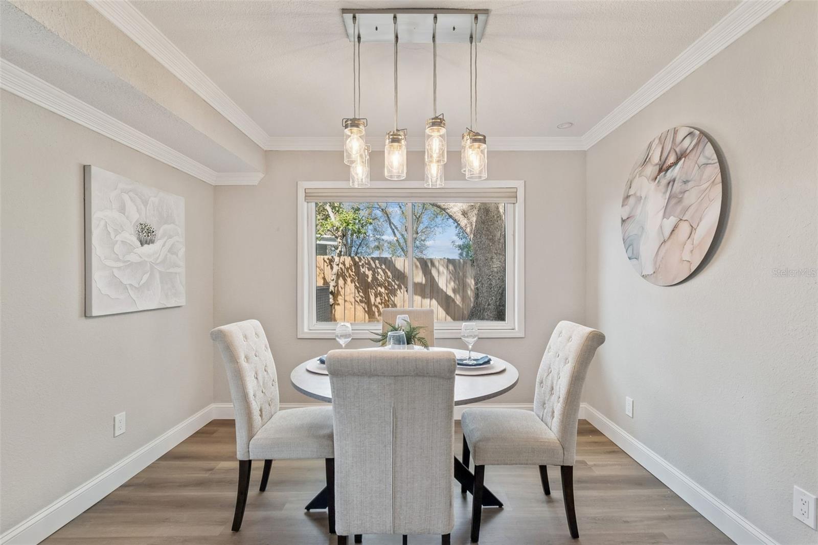 Image 5 of 26 For 8402 Boxwood Drive