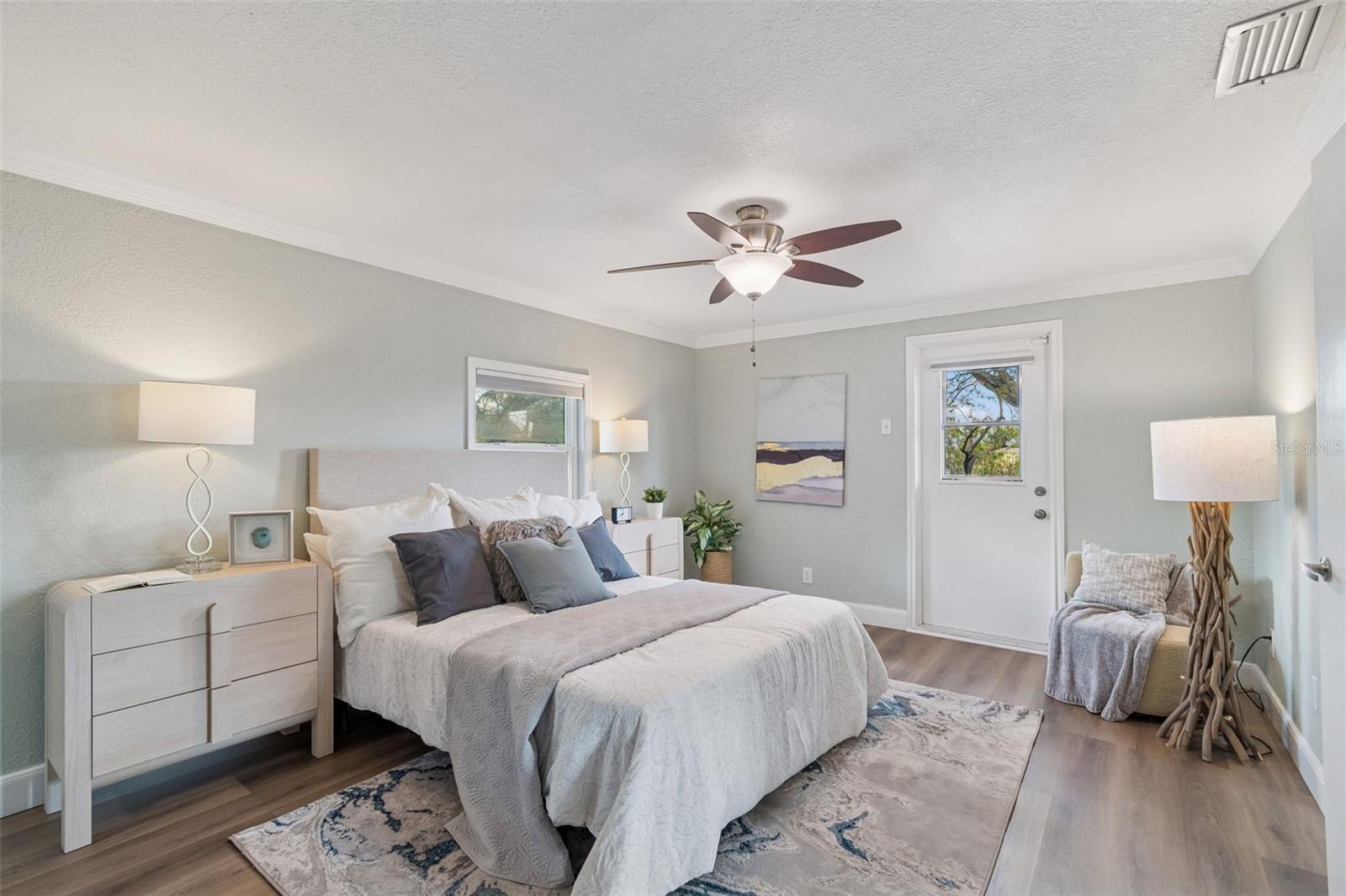 Image 9 of 26 For 8402 Boxwood Drive