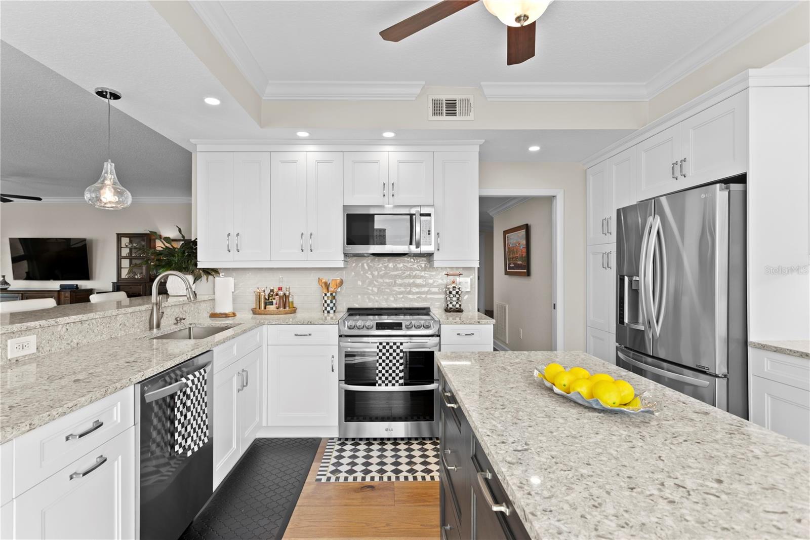 Image 36 of 76 For 4830 Osprey Drive S 201