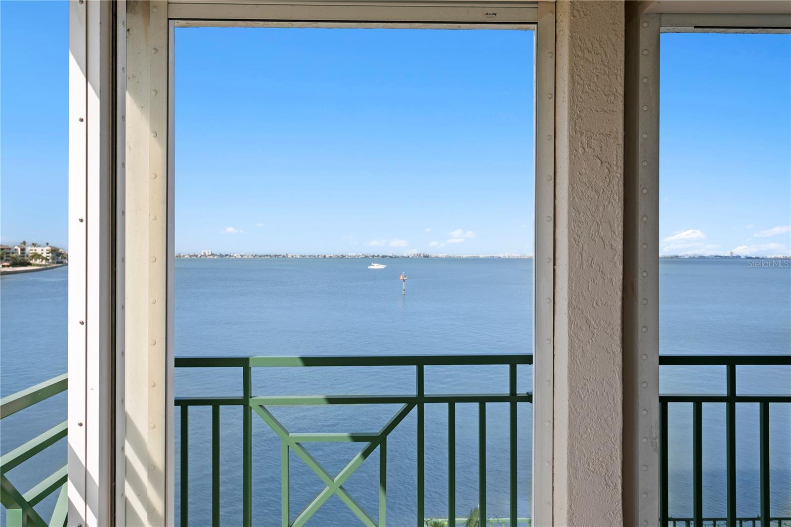 Image 8 of 76 For 4830 Osprey Drive S 201