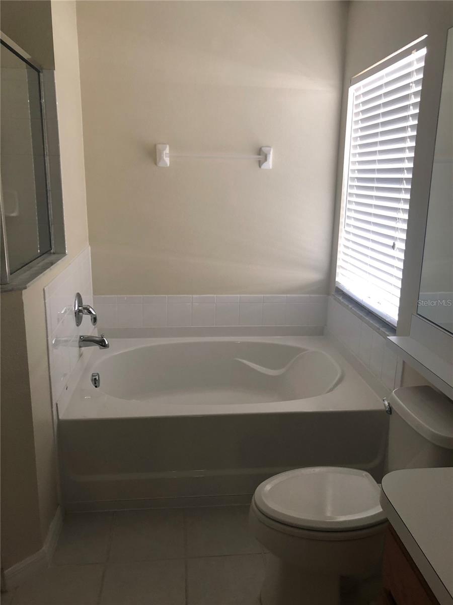 Image 8 of 35 For 17344 Cricket Chirp Loop