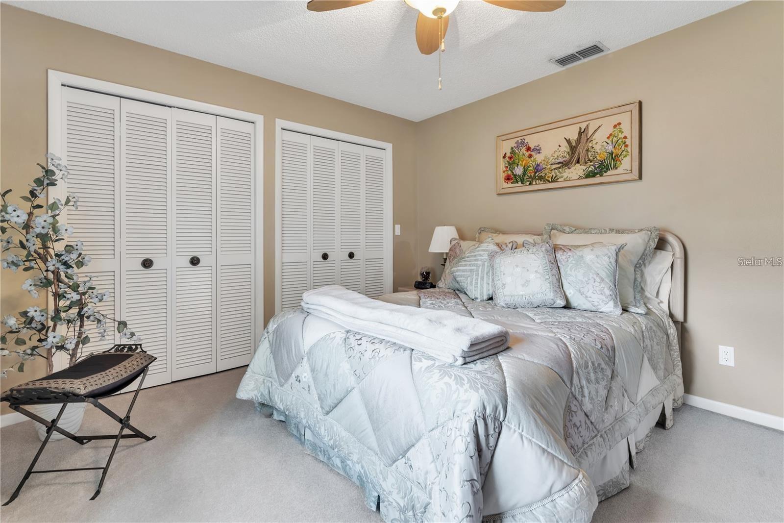 Image 20 of 46 For 2715 Montague Court E