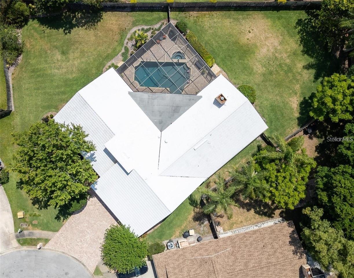 Image 4 of 46 For 2715 Montague Court E