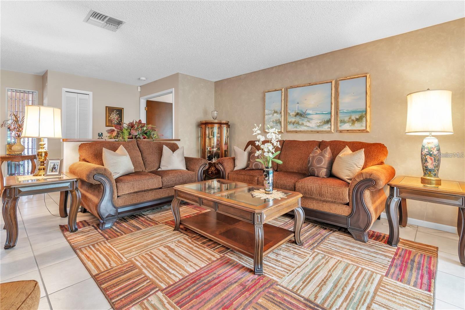 Image 7 of 46 For 2715 Montague Court E