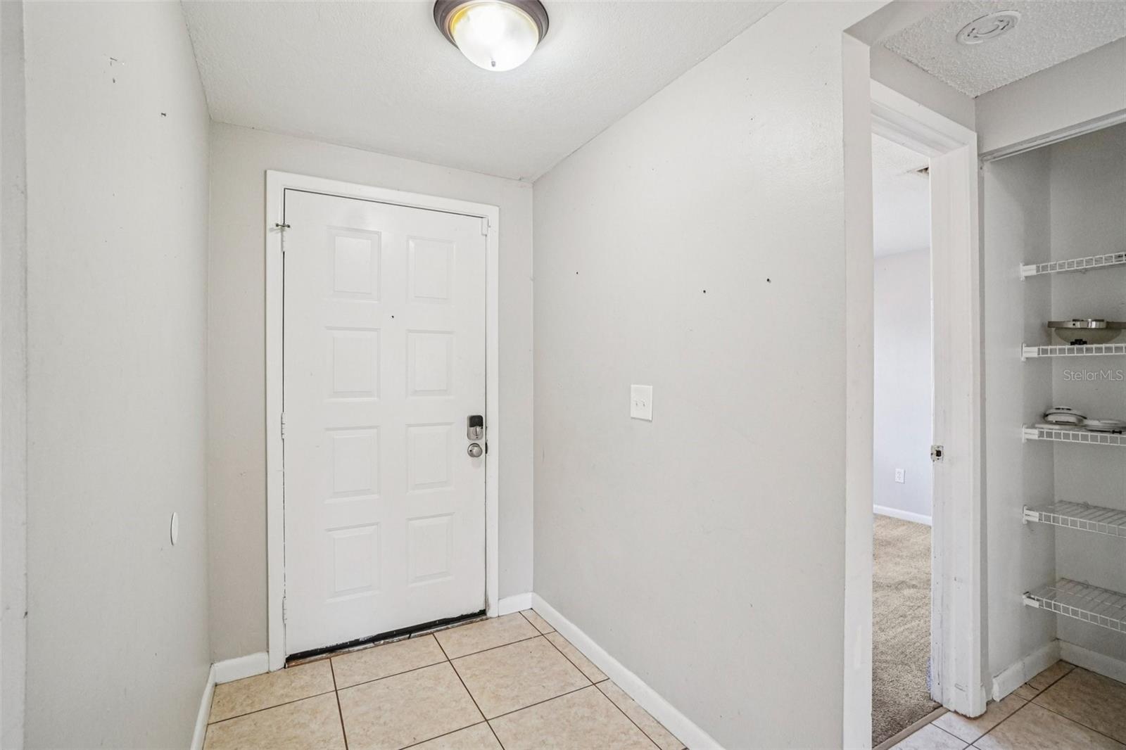 Image 22 of 25 For 6807 White Cliffs Way