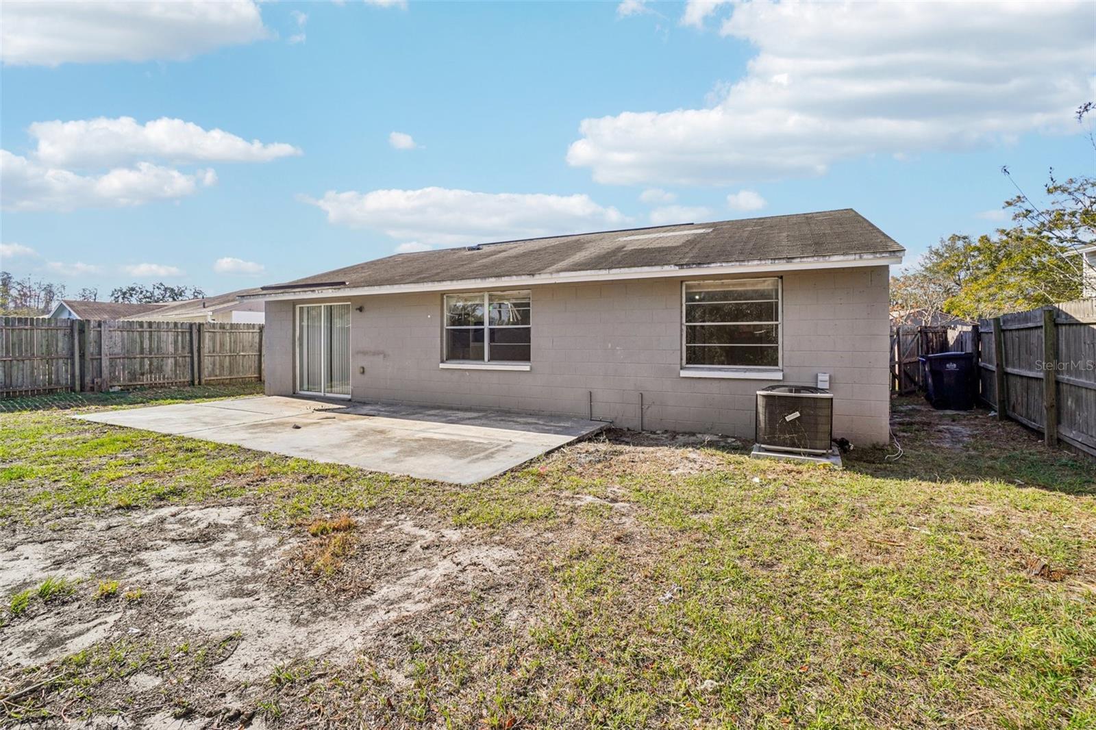 Image 24 of 25 For 6807 White Cliffs Way