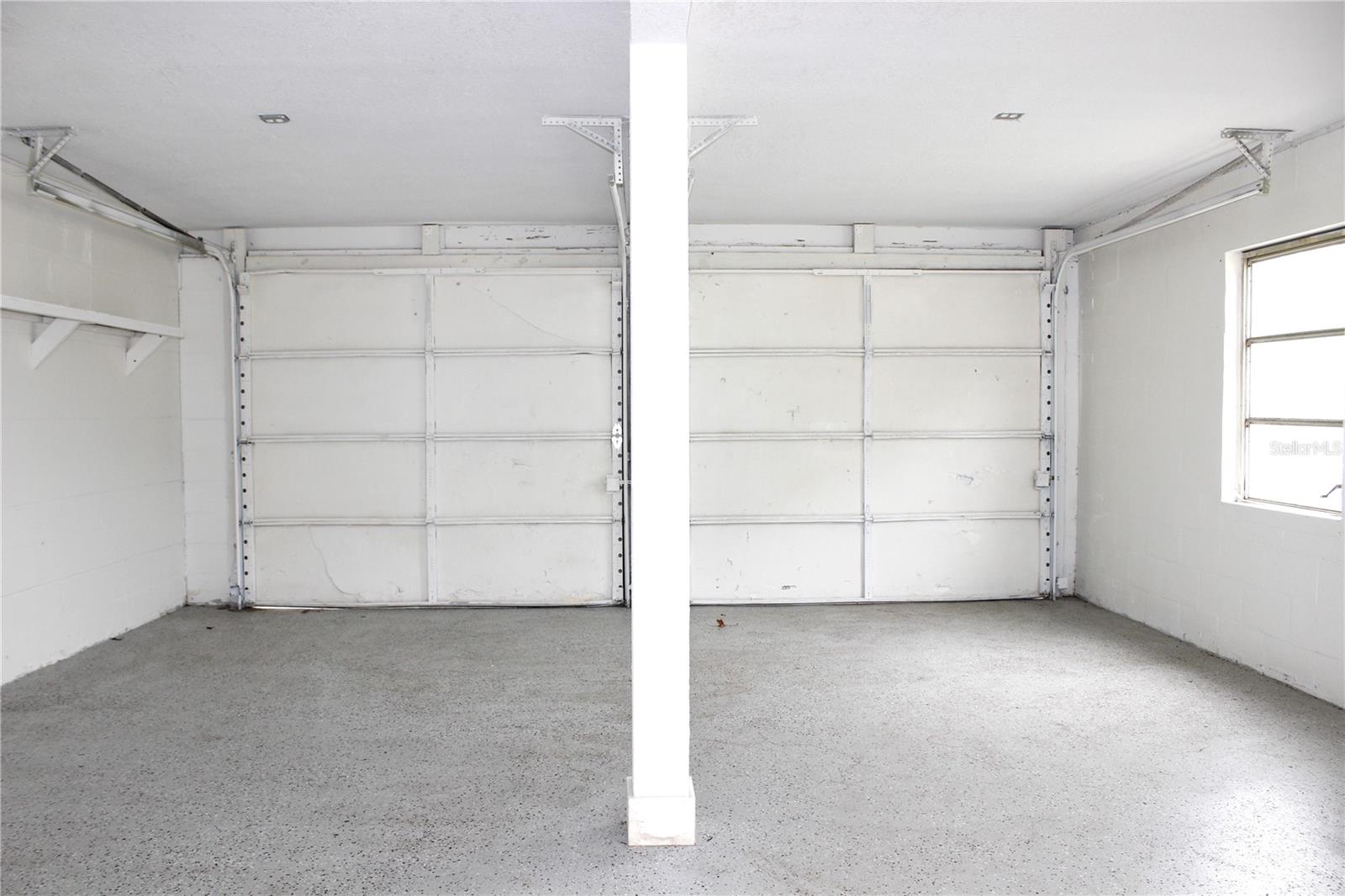 Listing photo id 38 for 8816 Ashman Road