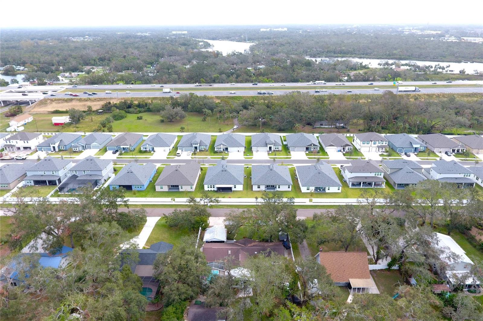 Listing photo id 46 for 8816 Ashman Road