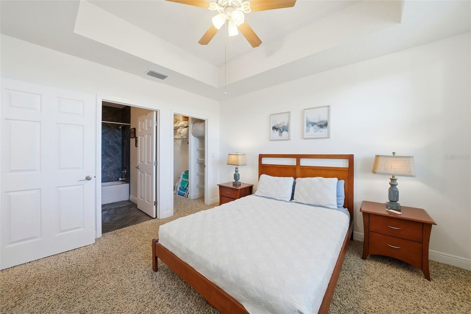 Image 30 of 52 For 17735 Gulf Boulevard 405