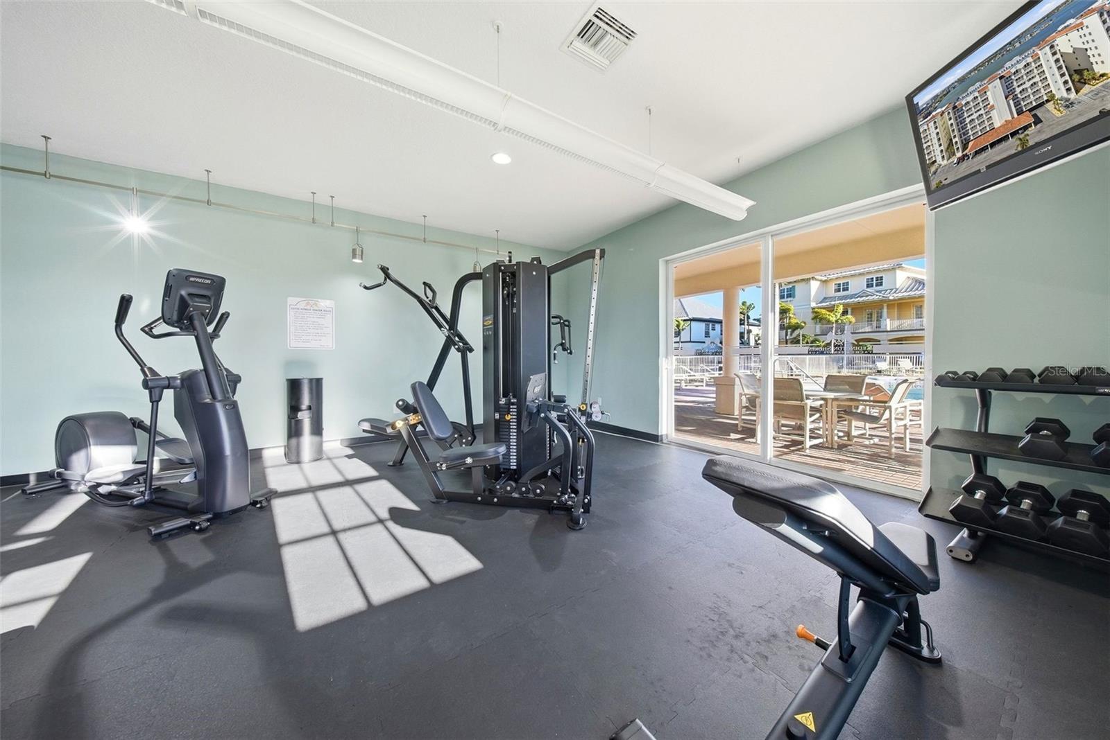 Image 44 of 52 For 17735 Gulf Boulevard 405