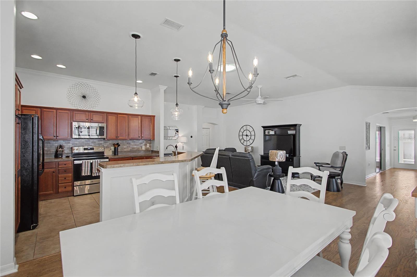 Image 25 of 47 For 1106 Southern Sun Dr