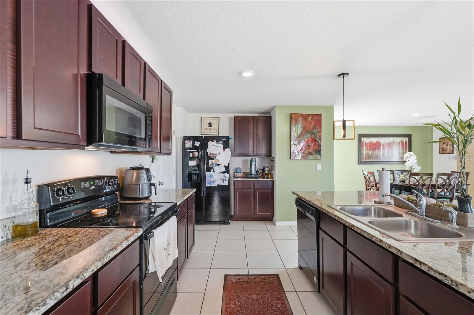 Image 7 of 40 For 7811 Davie Ray Drive