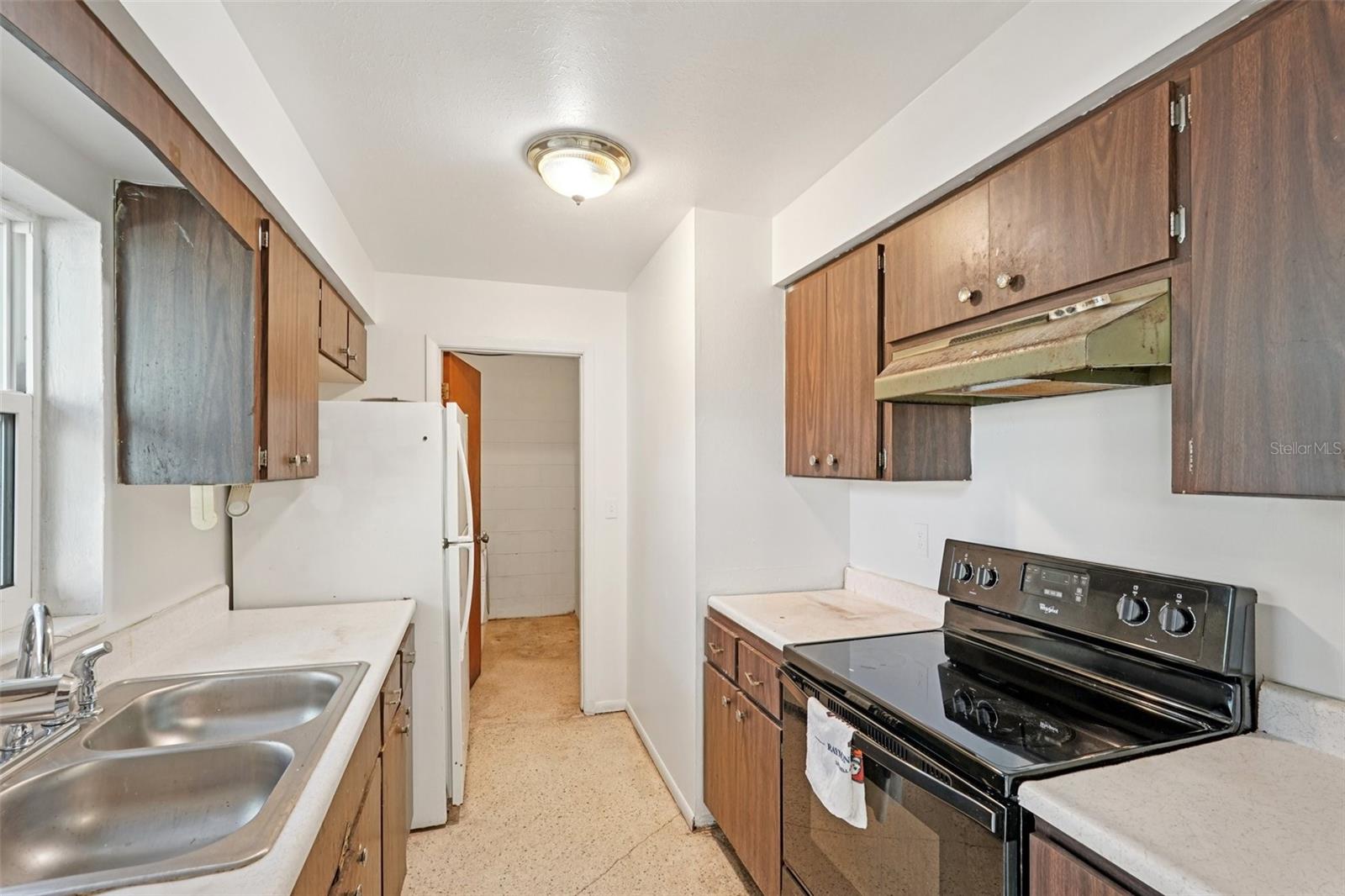 Image 10 of 31 For 4923 Brookmeade Drive