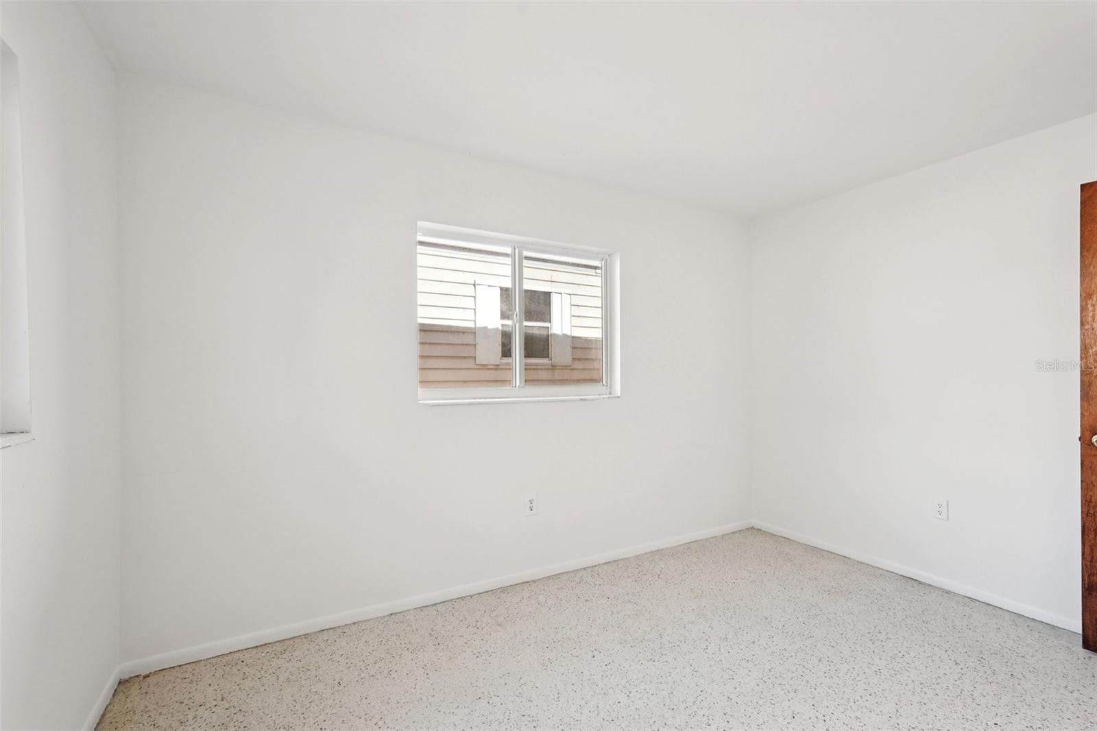 Image 17 of 31 For 4923 Brookmeade Drive