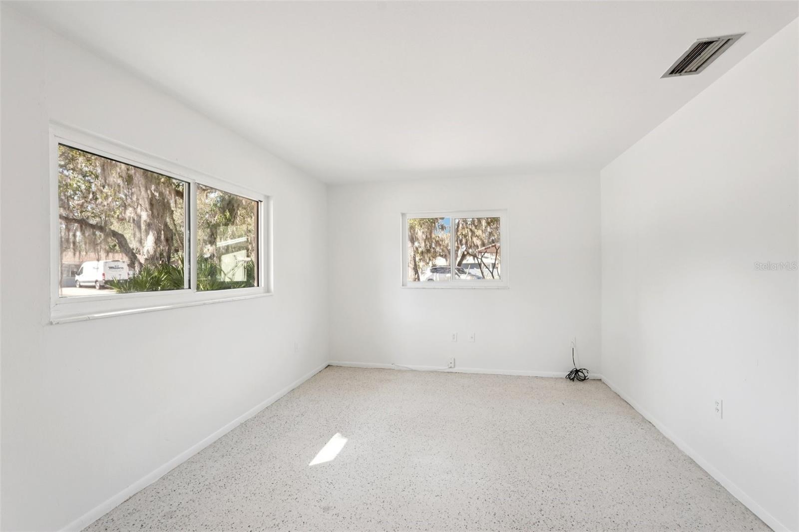 Image 20 of 31 For 4923 Brookmeade Drive