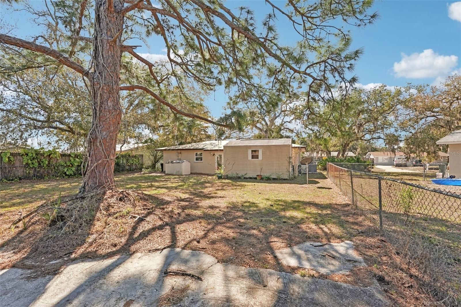 Image 28 of 31 For 4923 Brookmeade Drive