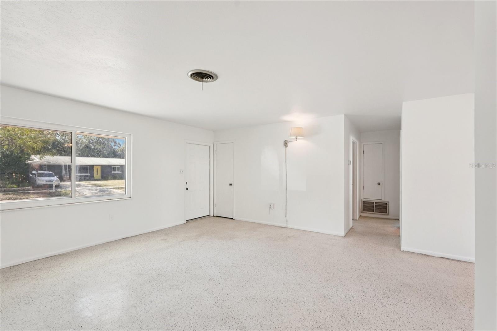 Image 7 of 31 For 4923 Brookmeade Drive