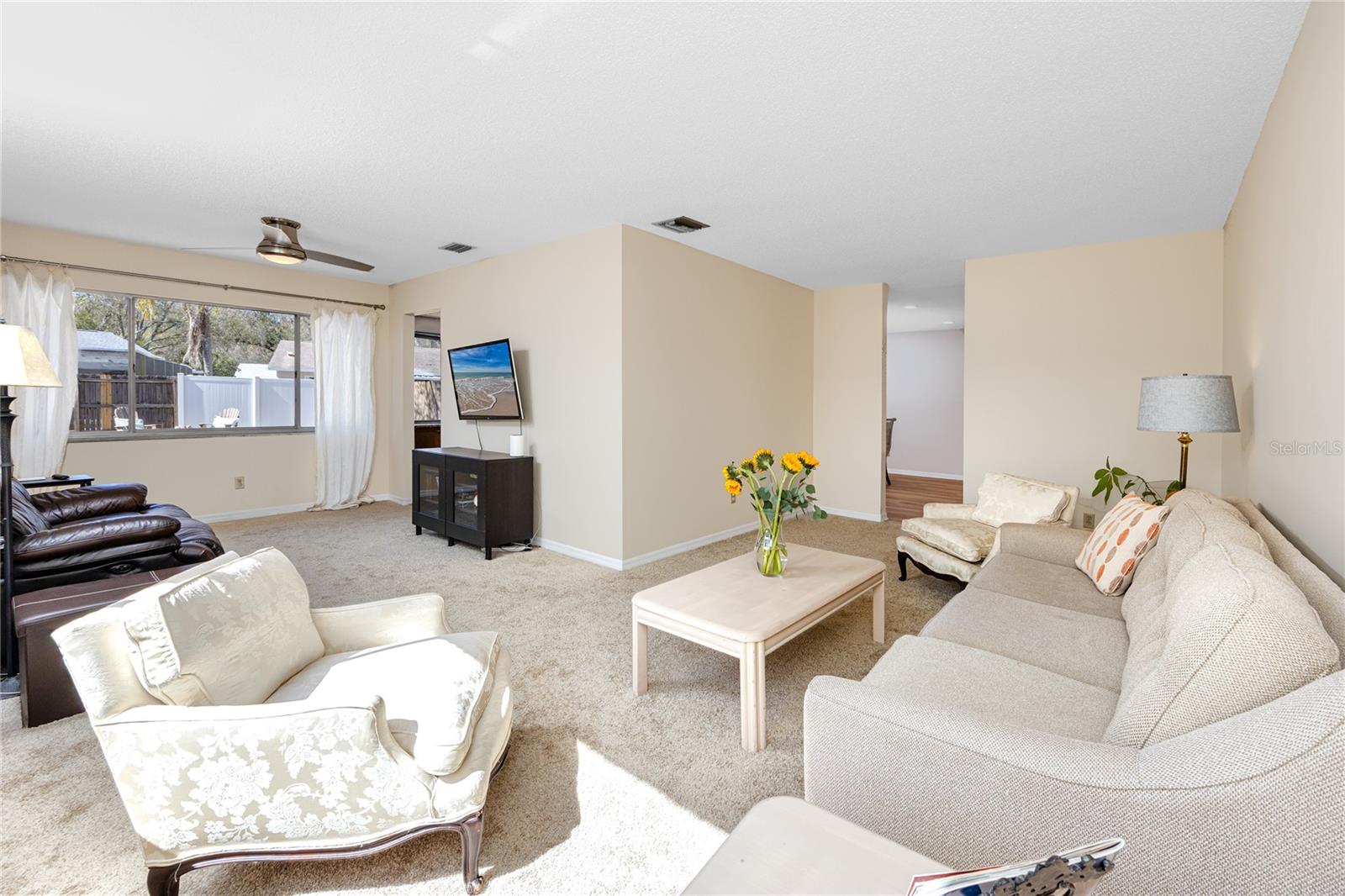 Image 7 of 48 For 14012 Cascade Lane