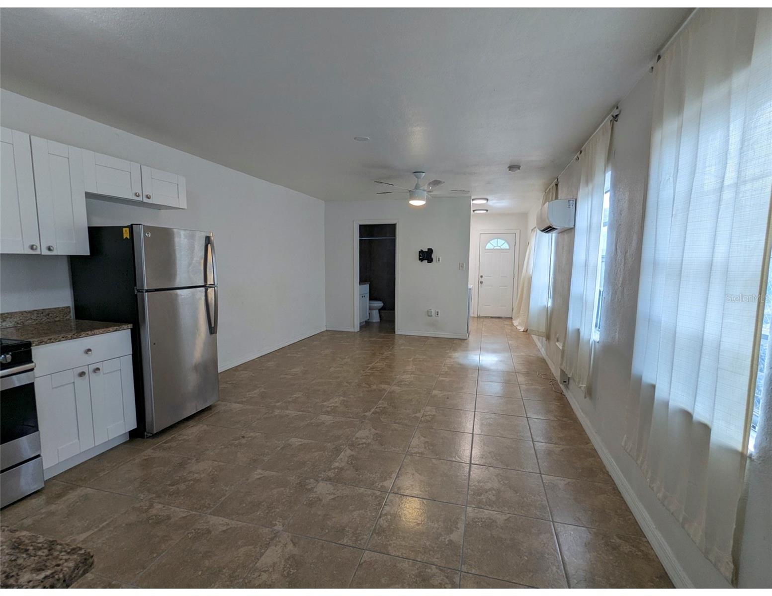 Image 2 of 9 For 411 Albany Avenue 3