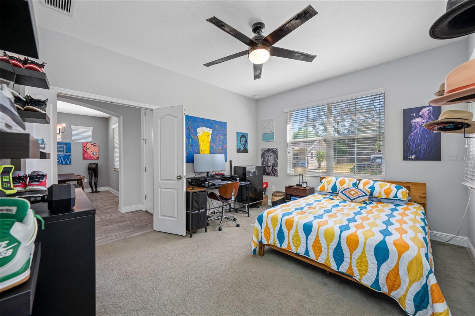 Image 22 of 43 For 827 12th Avenue S