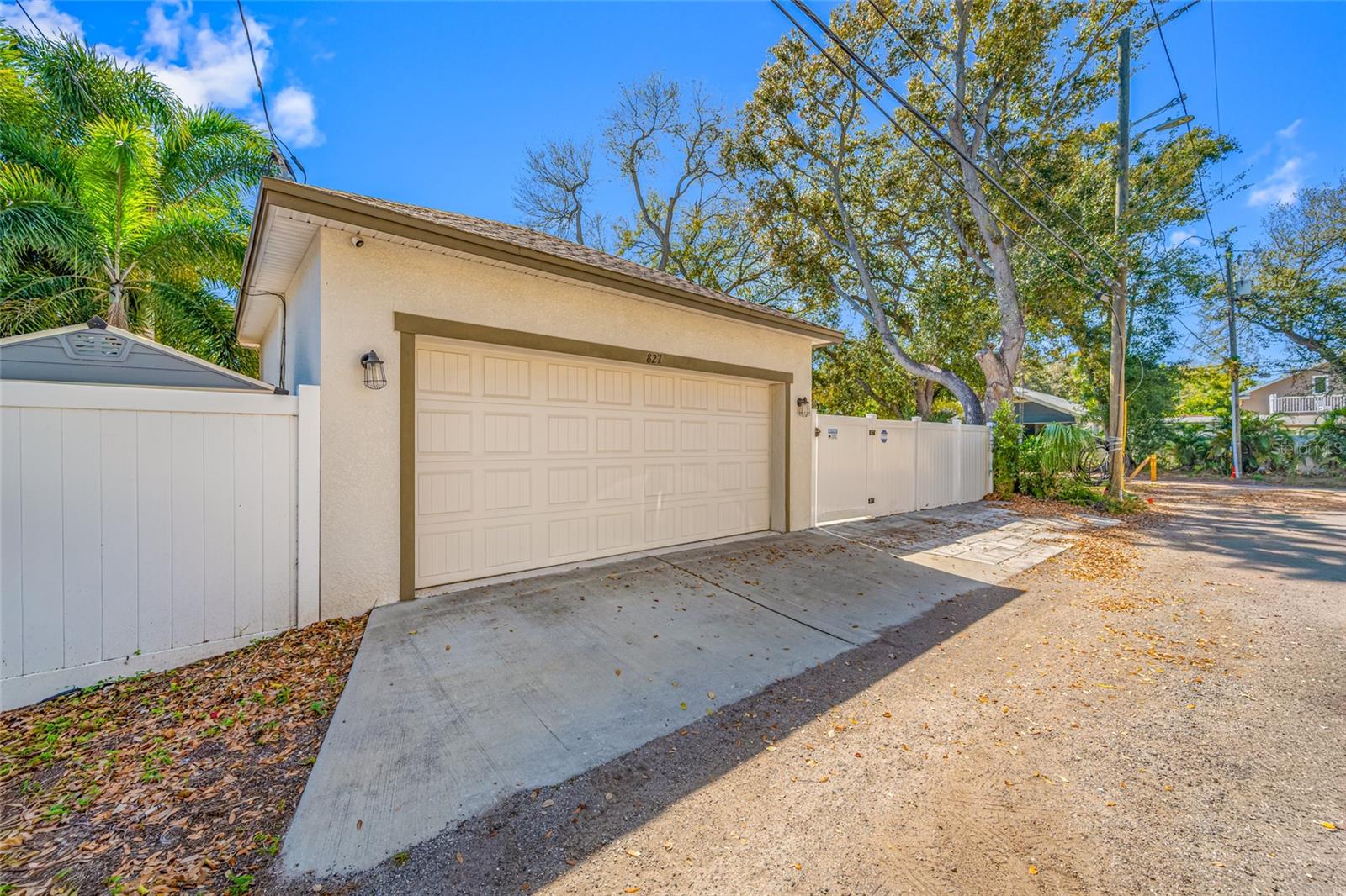 Image 40 of 43 For 827 12th Avenue S