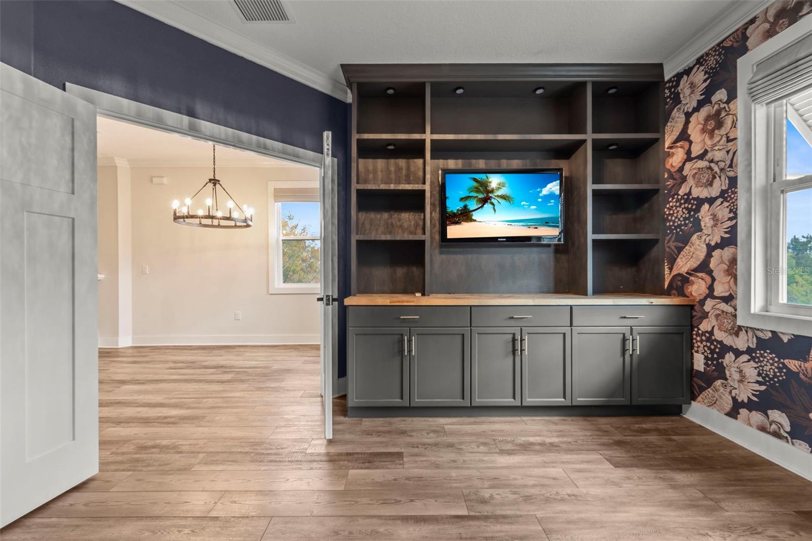 Image 20 of 80 For 1299 Savona Drive Ne