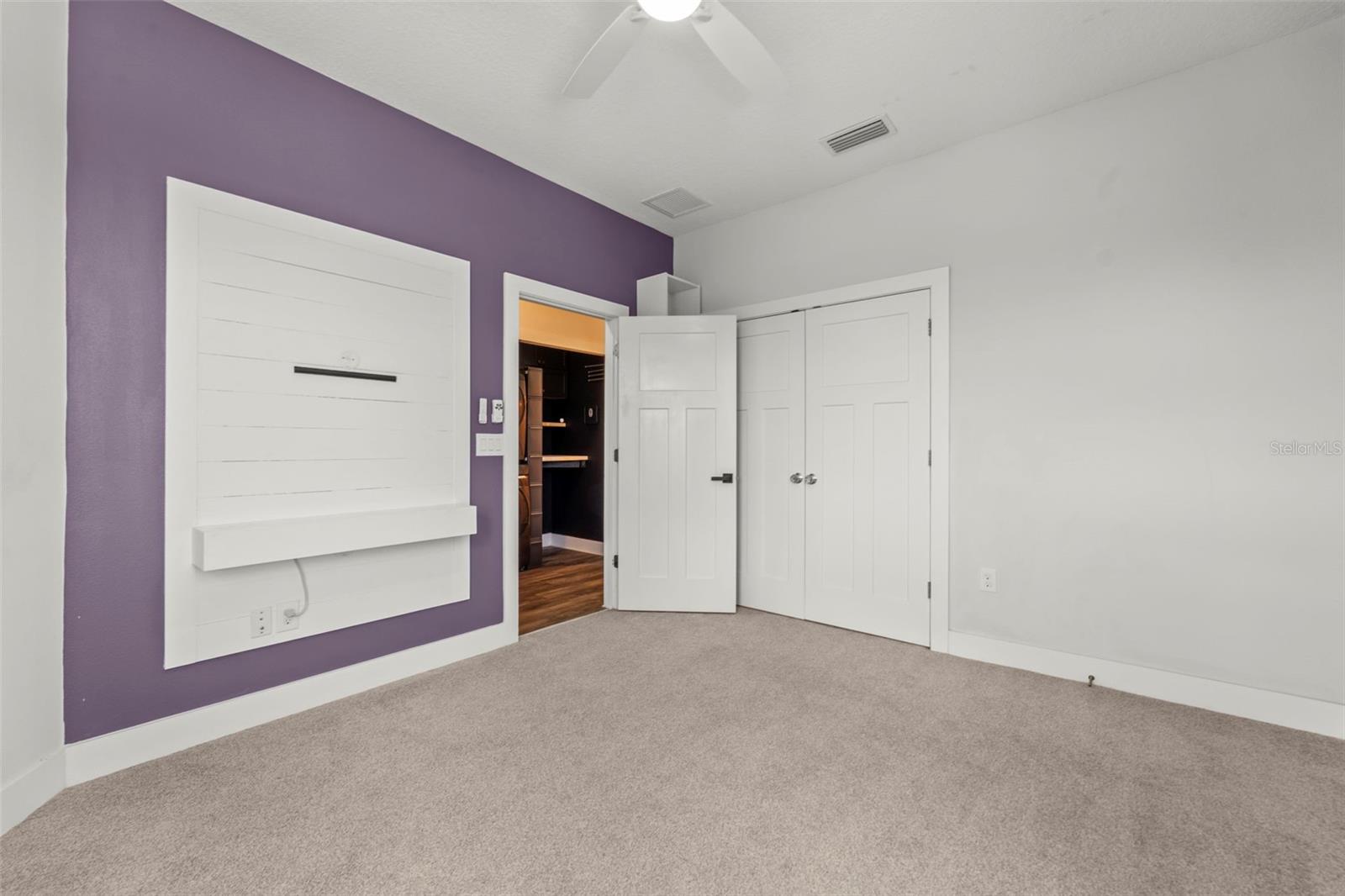 Image 39 of 80 For 1299 Savona Drive Ne