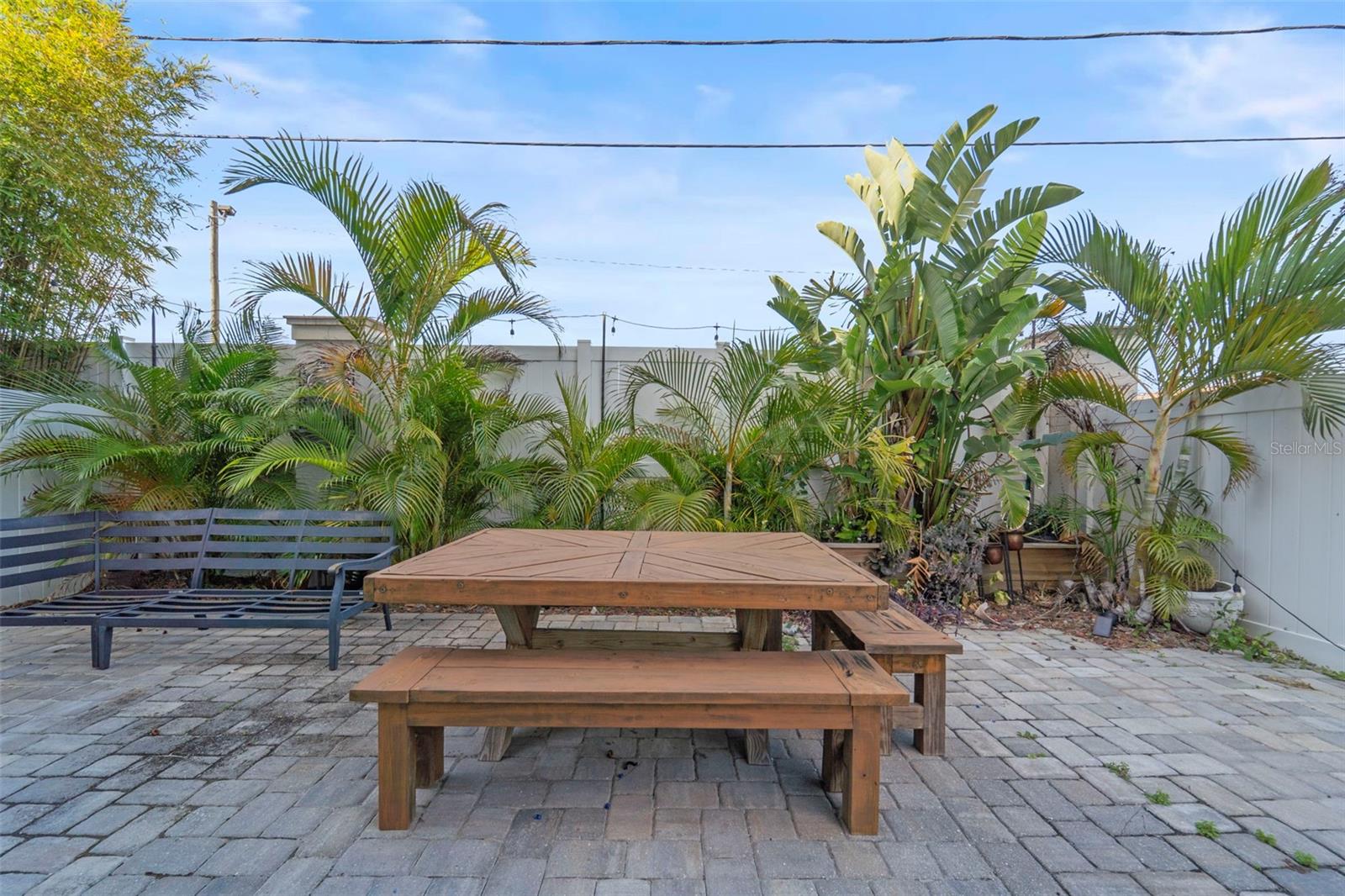 Image 59 of 80 For 1299 Savona Drive Ne