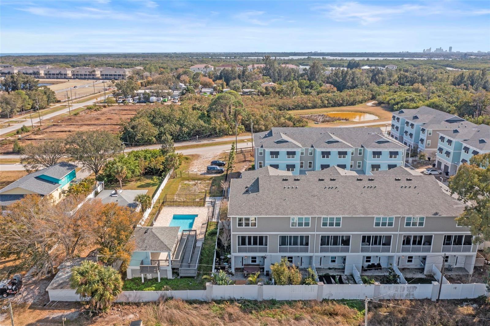 Image 64 of 80 For 1299 Savona Drive Ne