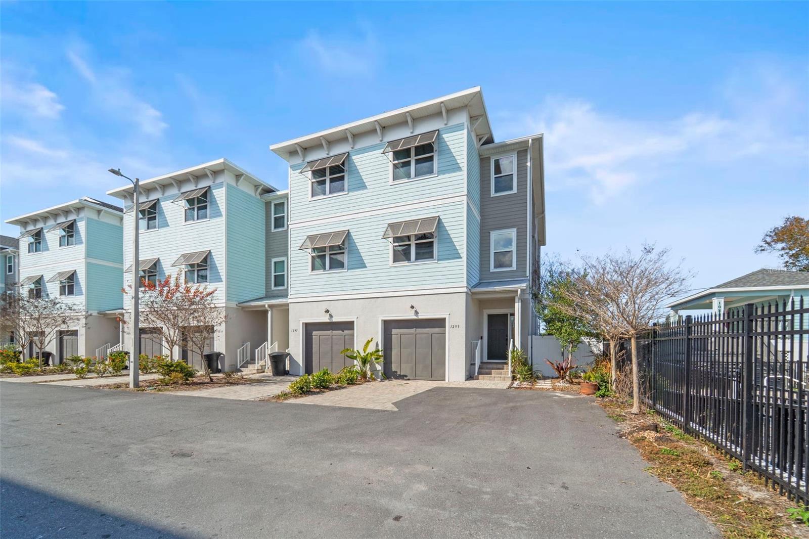 Image 71 of 80 For 1299 Savona Drive Ne