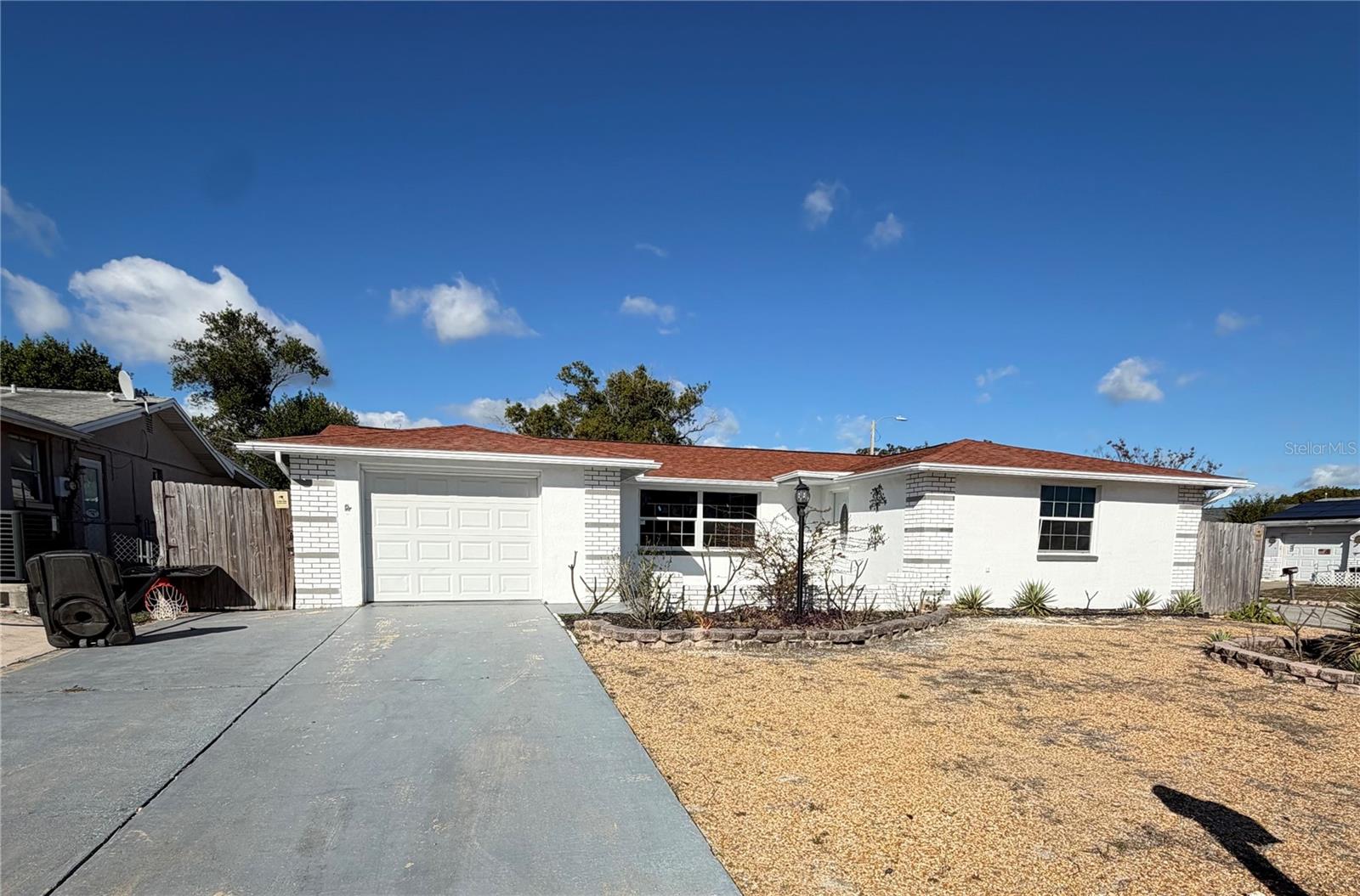 Image 2 of 3 For 11241 Linden Lane