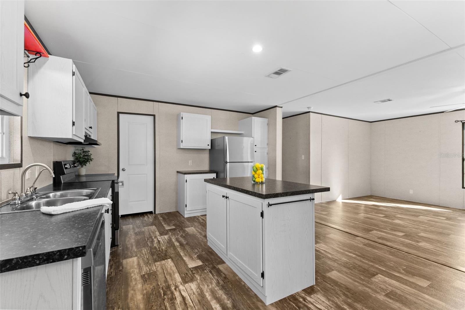 Image 15 of 31 For 6606 Bob Head Road