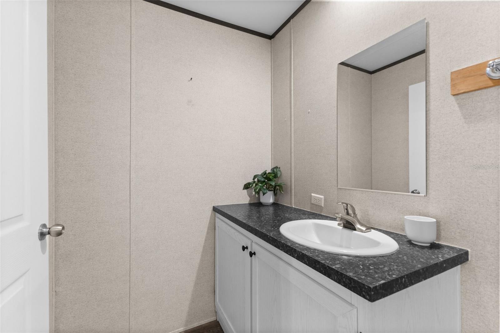 Image 23 of 31 For 6606 Bob Head Road