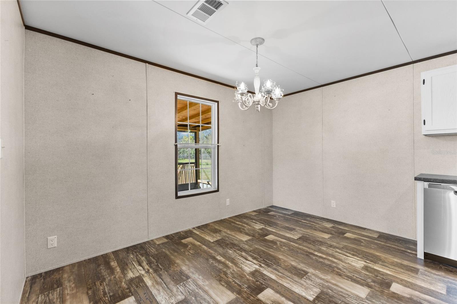 Image 8 of 31 For 6606 Bob Head Road