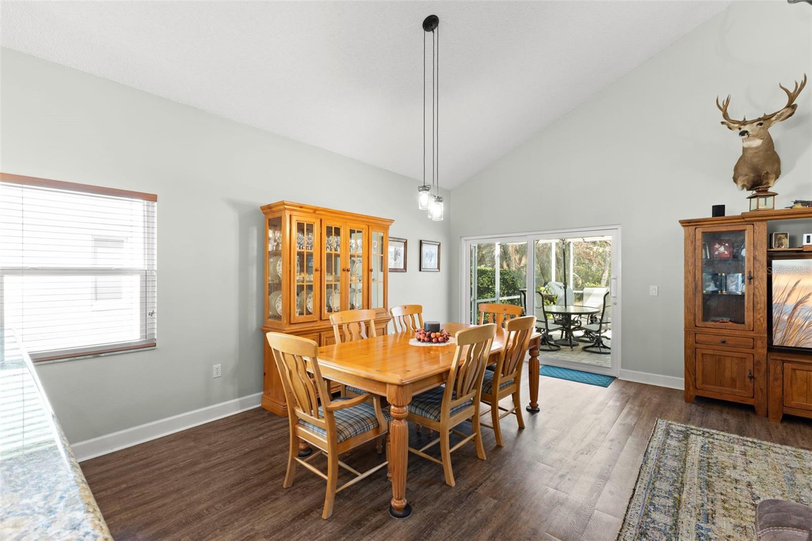 Image 11 of 69 For 1703 Bayhill Drive