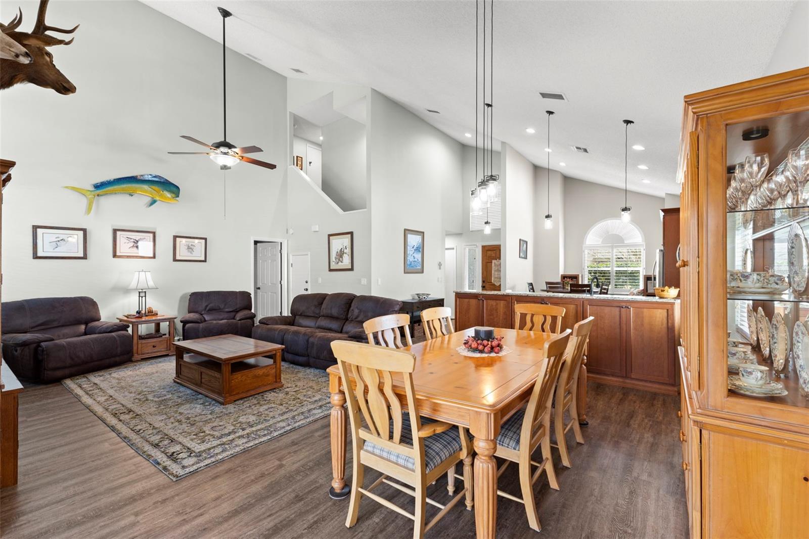 Image 12 of 69 For 1703 Bayhill Drive