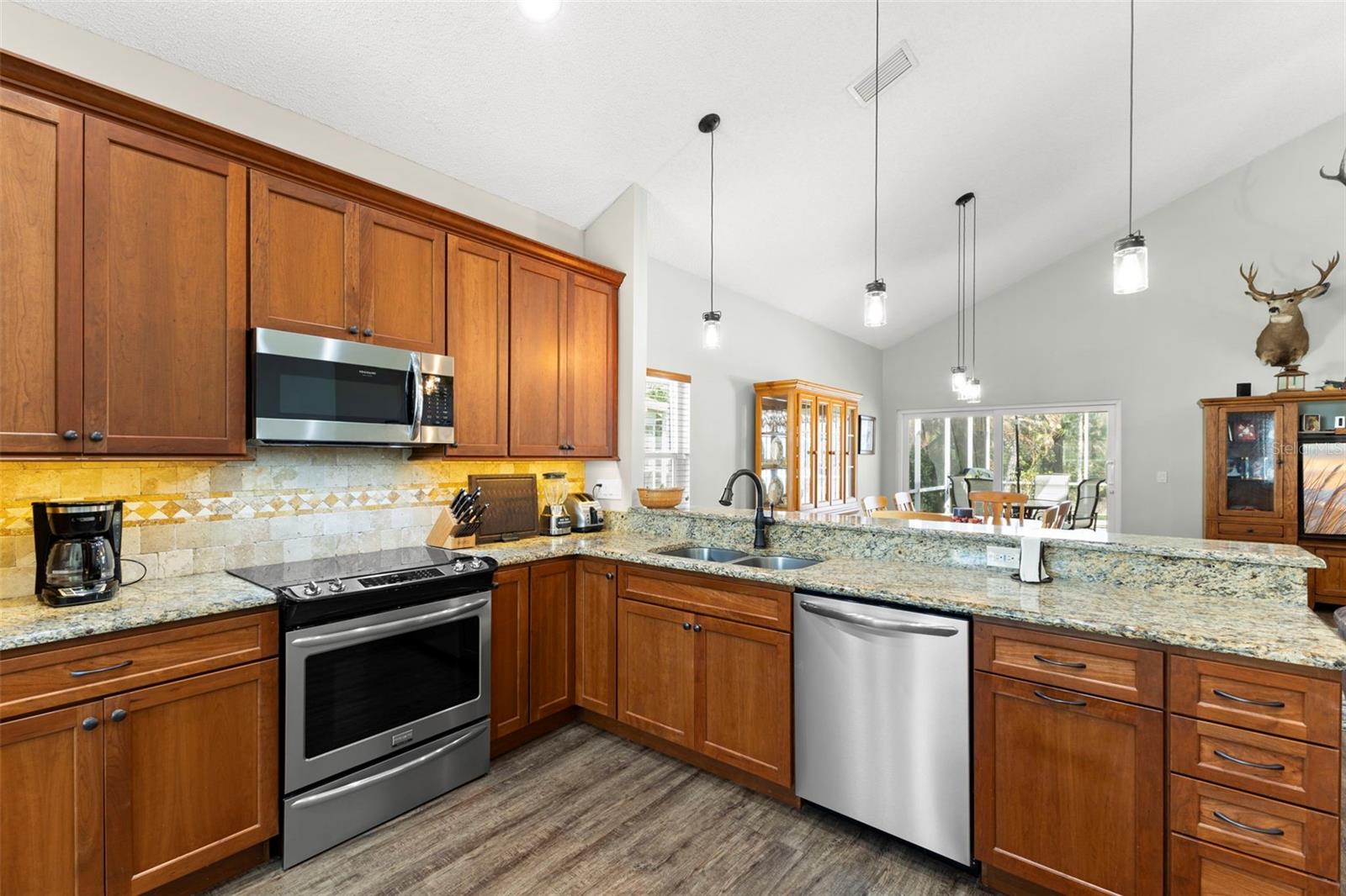 Image 9 of 69 For 1703 Bayhill Drive