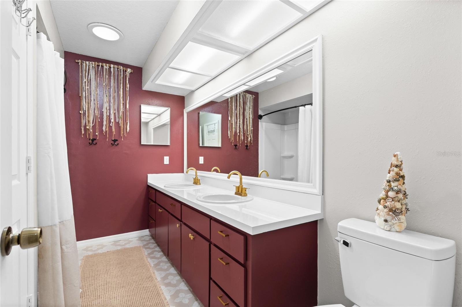 Image 35 of 58 For 11629 Anchor Way