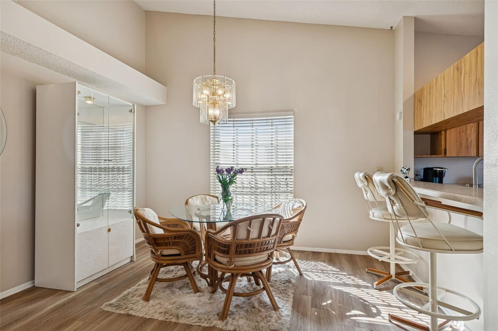 Image 10 of 44 For 3766 El Camino Court