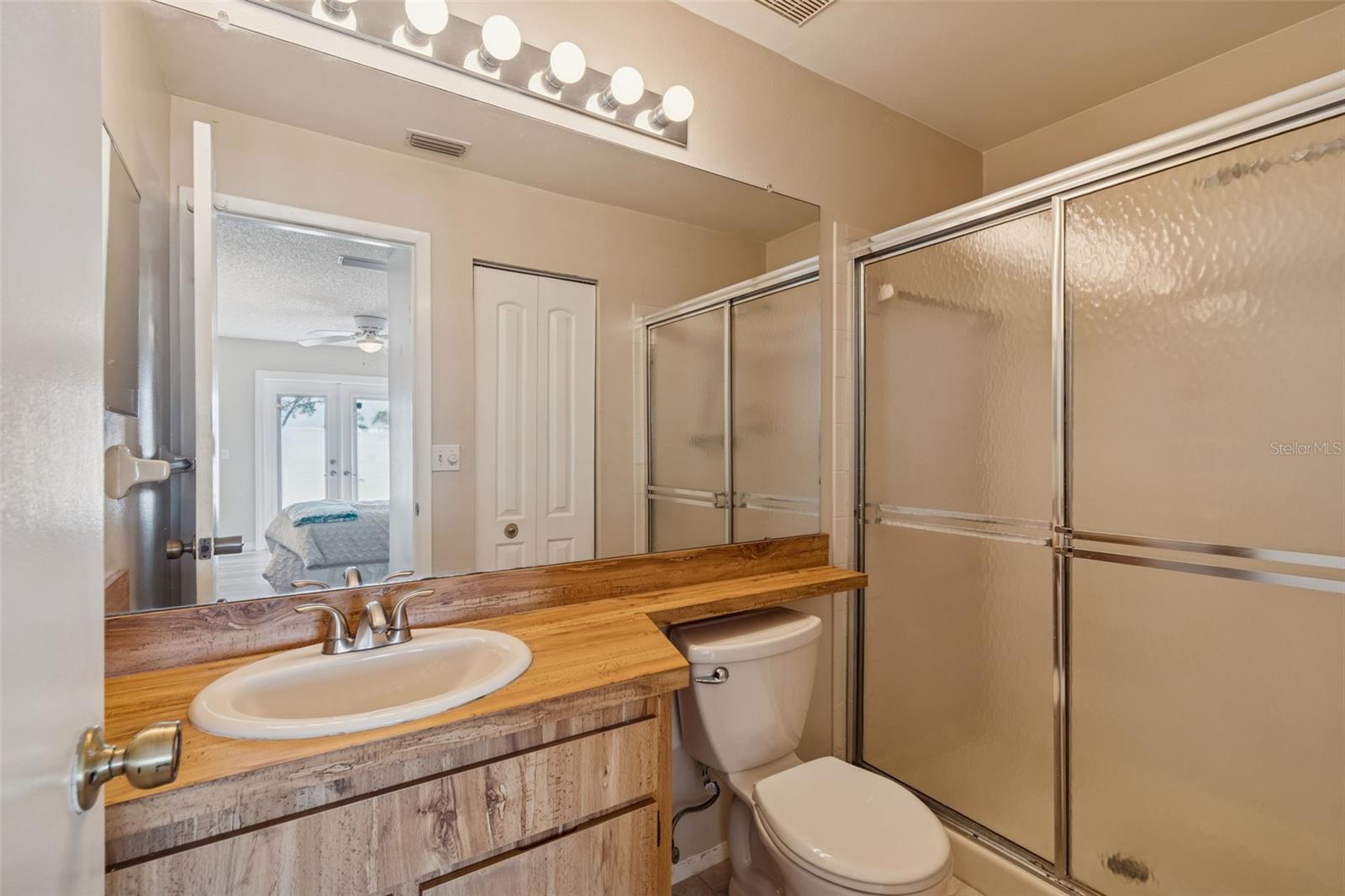 Image 24 of 44 For 3766 El Camino Court