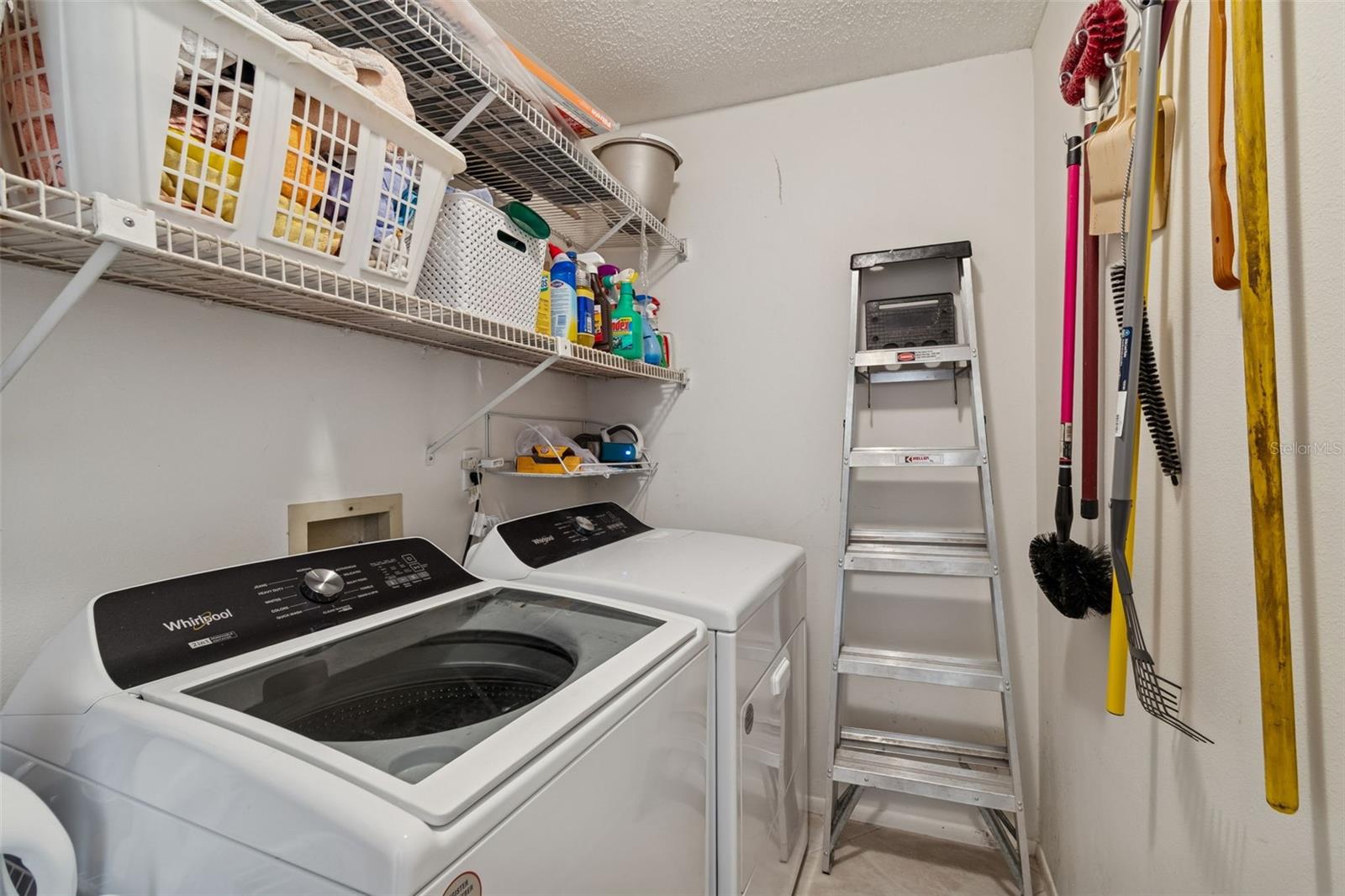 Image 32 of 44 For 3766 El Camino Court