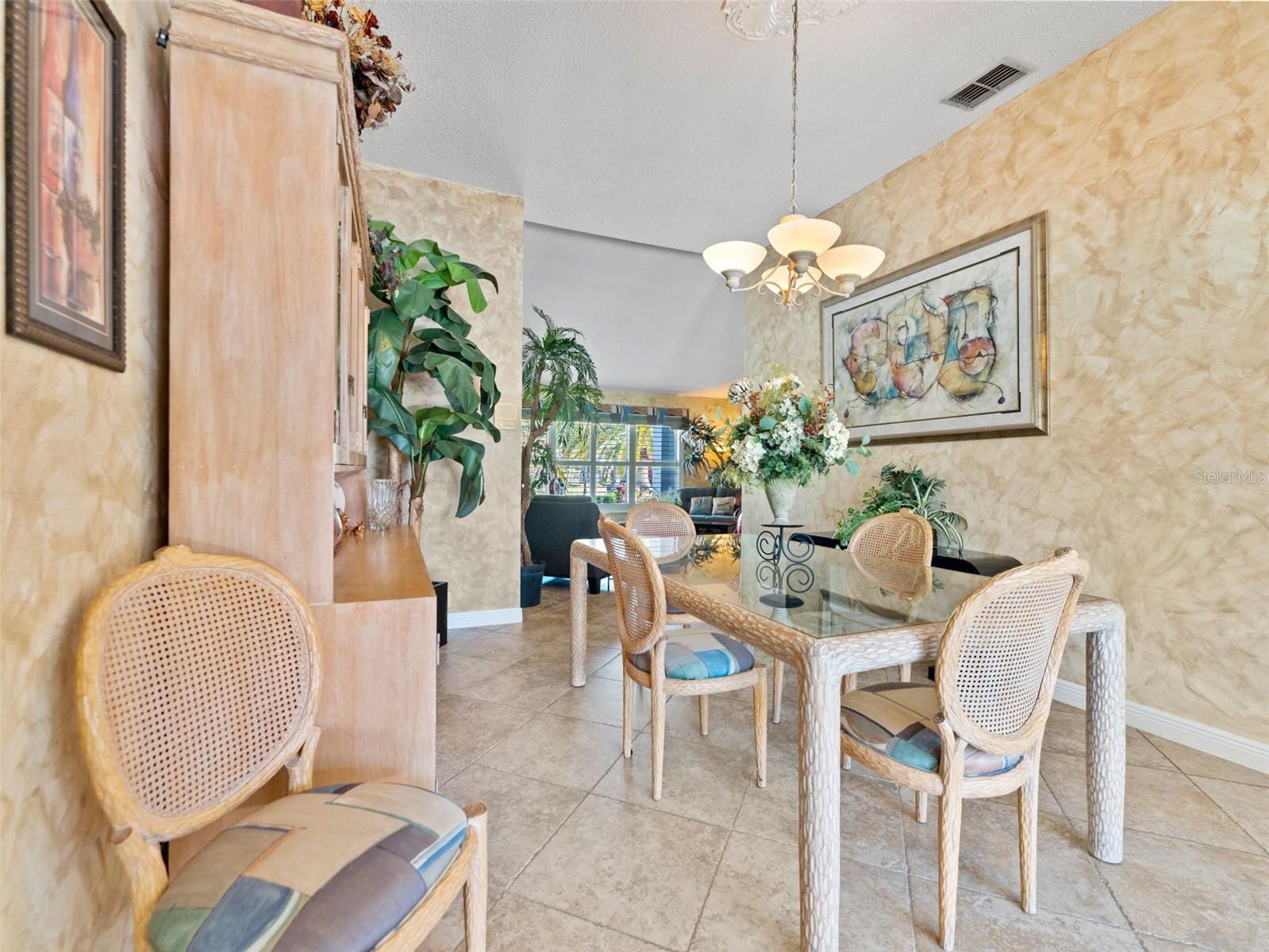 Image 11 of 60 For 4830 Longwater Way