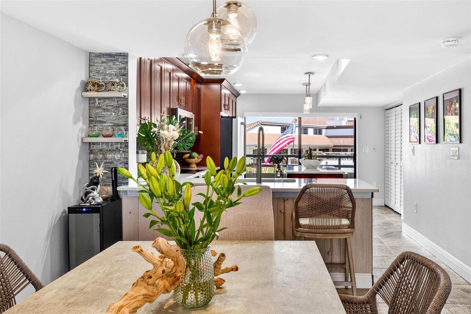 Image 15 of 86 For 132 1st Street E 106