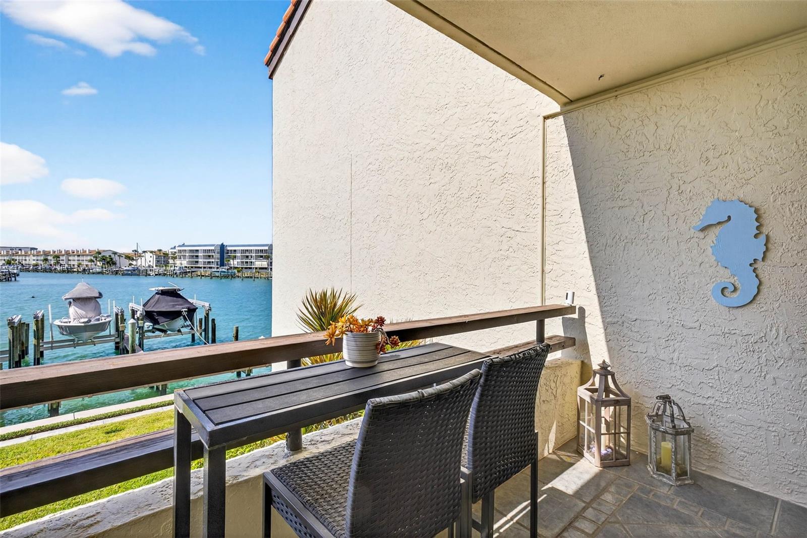 Image 24 of 86 For 132 1st Street E 106