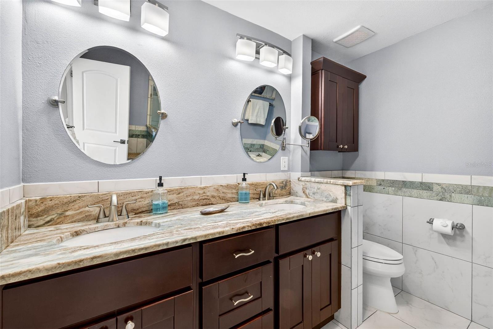 Image 39 of 86 For 132 1st Street E 106