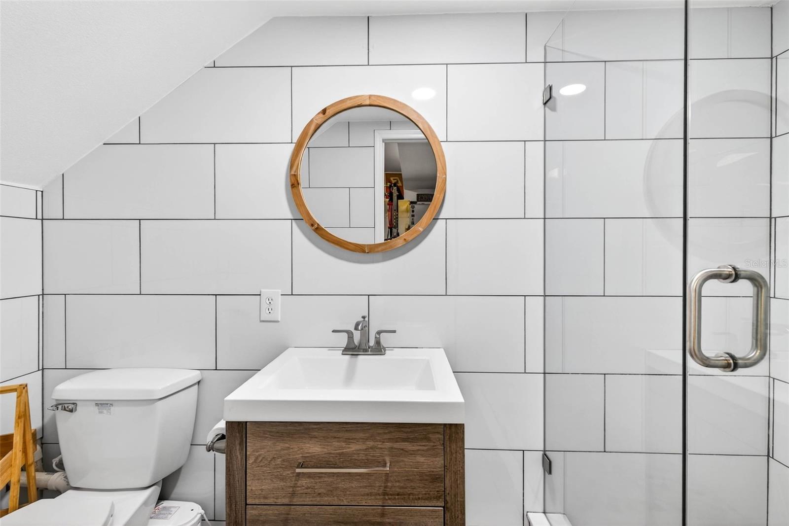 Image 47 of 86 For 132 1st Street E 106